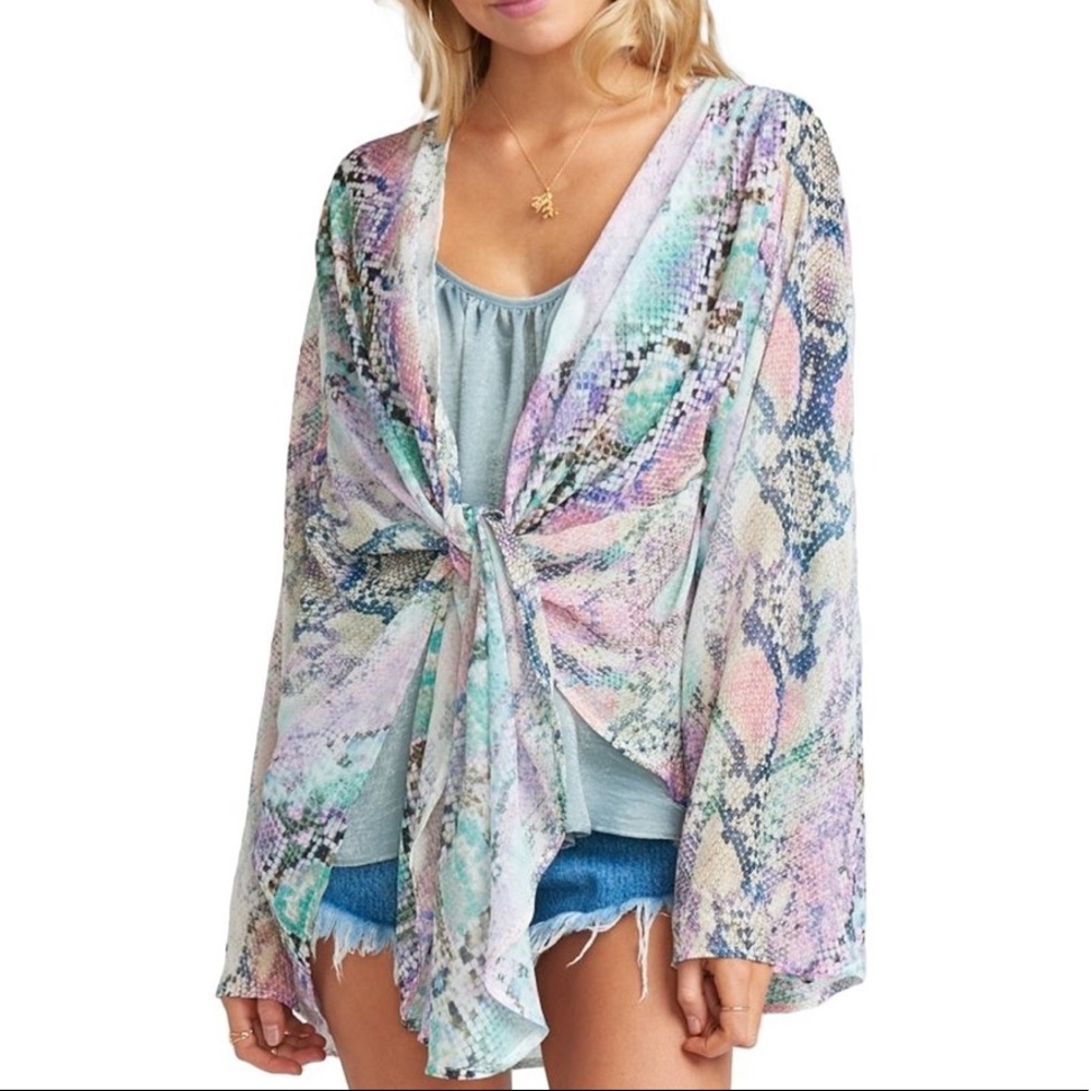 Show Me Your MuMu Felicity Flutter Top/Kimono